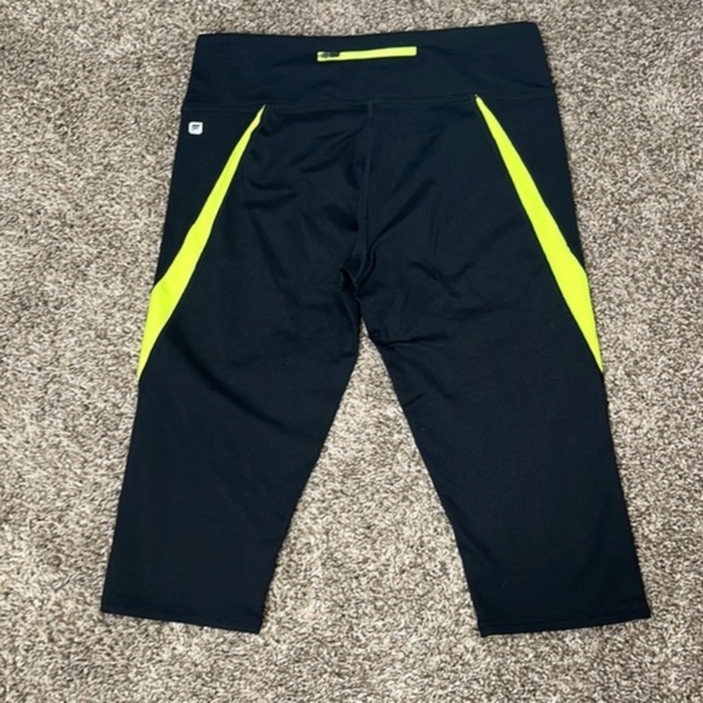Fabletics Capri leggings Sz medium